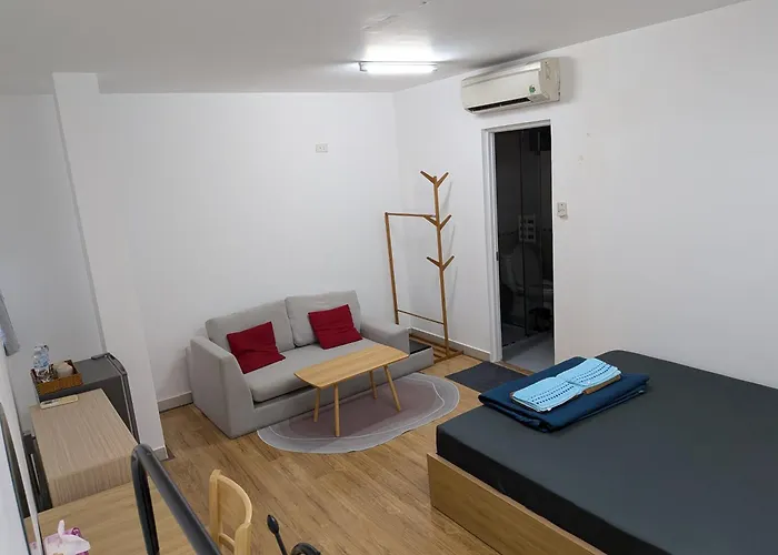 Usagiyah Hotel & Guest House